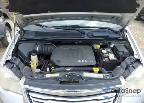 2012 Chrysler Town & Country Touring из США, поврежденный, VIN 2C4RC1BG6CR363170